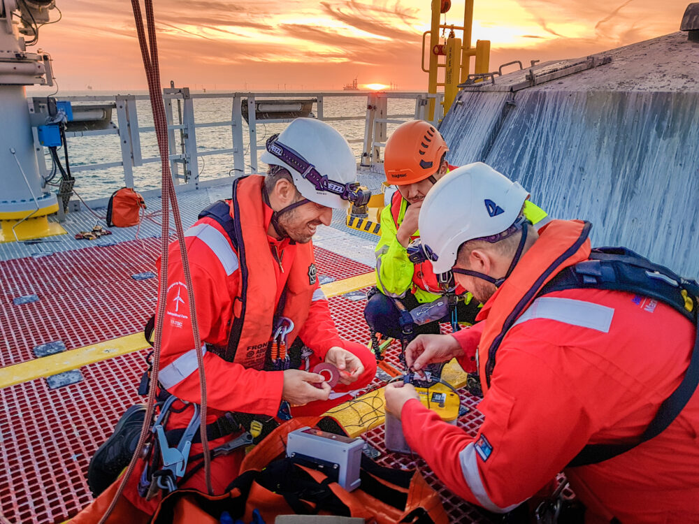 Unplanned maintenance & emergency response icon